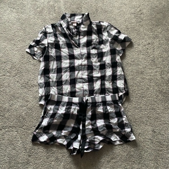 Victoria’s Secret matching PJ set - Picture 1 of 1